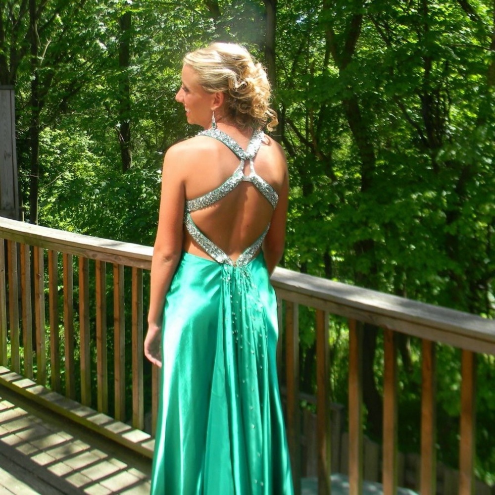 Jovani evening gown resized to be 2-4
